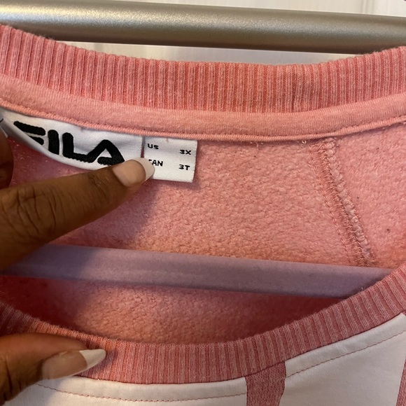 Fila sweatshirt! - Picture 2 of 3